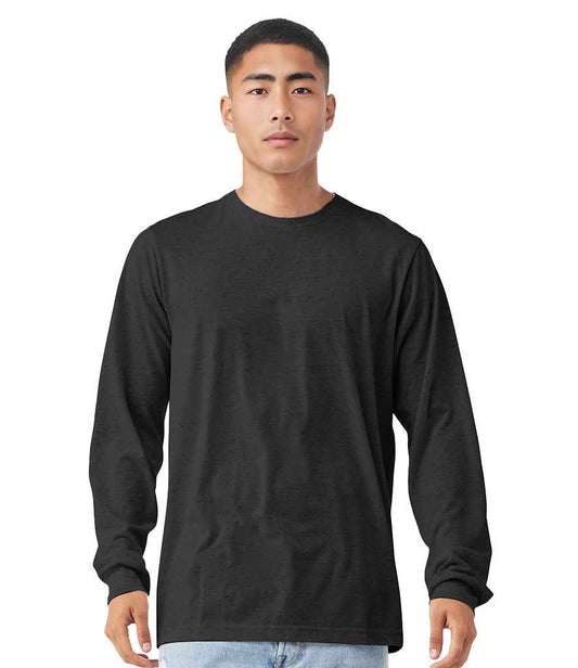 CVC3501 Dark Grey Heather Model